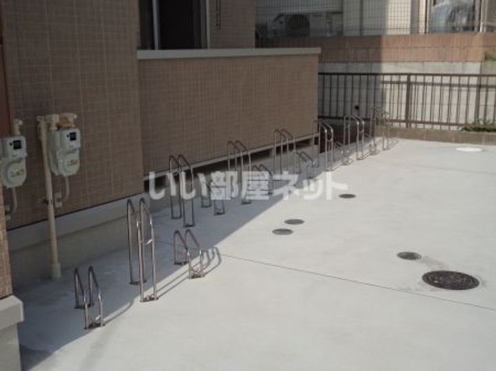 神奈川県茅ヶ崎市赤松町(アパート)の賃貸物件の地図