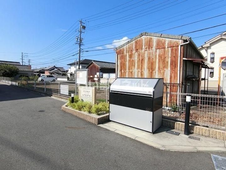 フローラ Iの内装