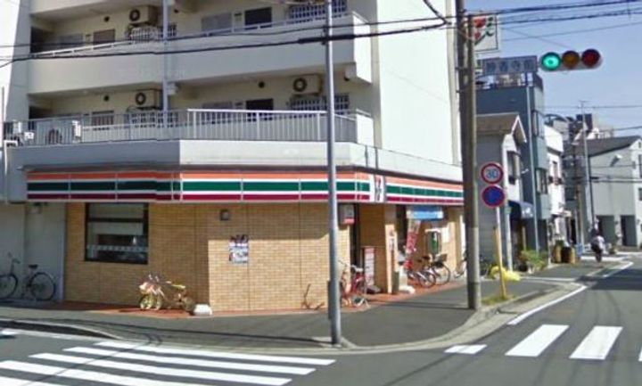 フィリシア石川町弐番館の周辺