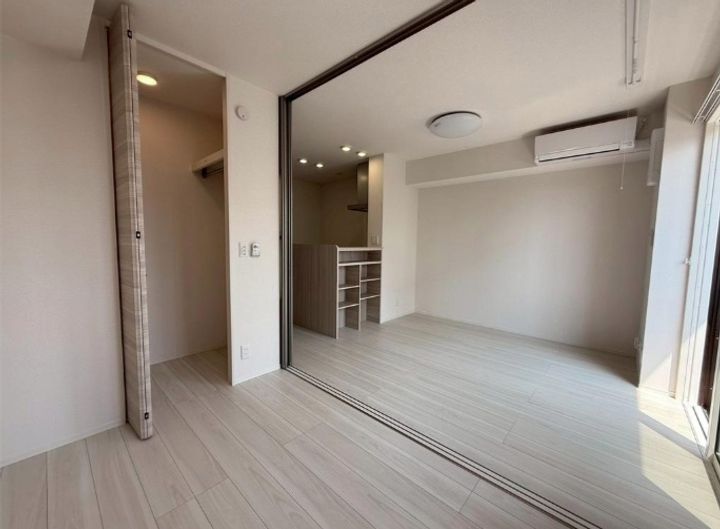 グランピア栗東の居間