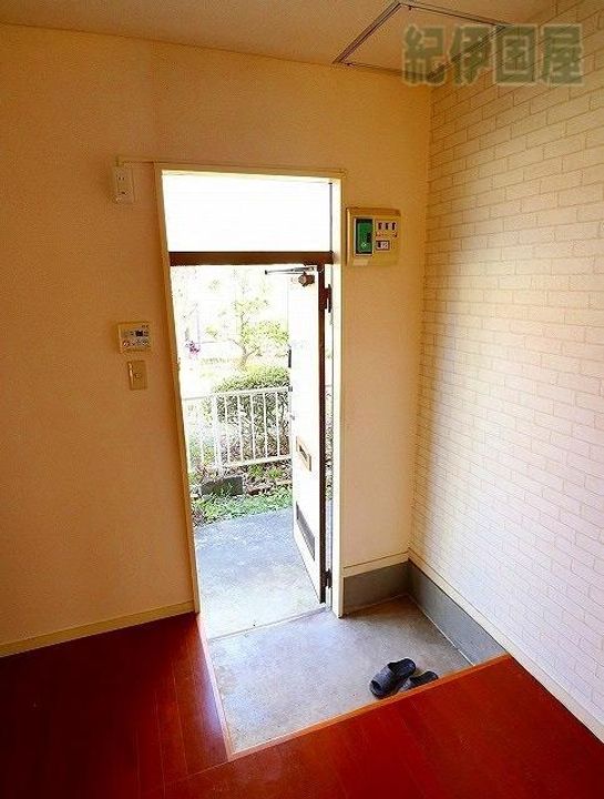 カーサコンフォートの玄関