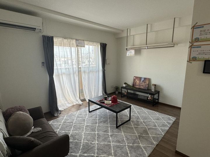 いよてつロフティ横河原駅の居間