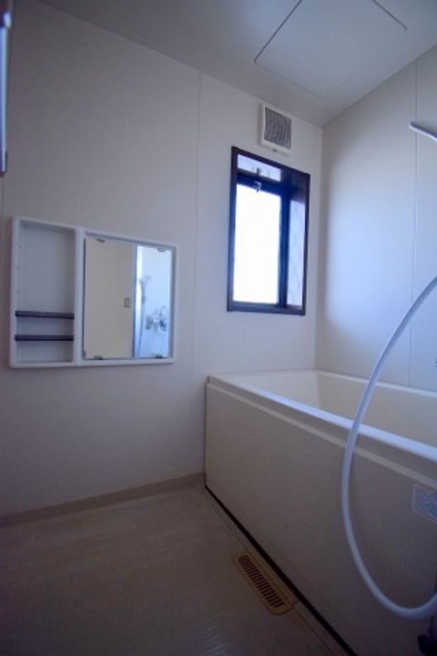 広島県三次市畠敷町(アパート)の賃貸物件の風呂