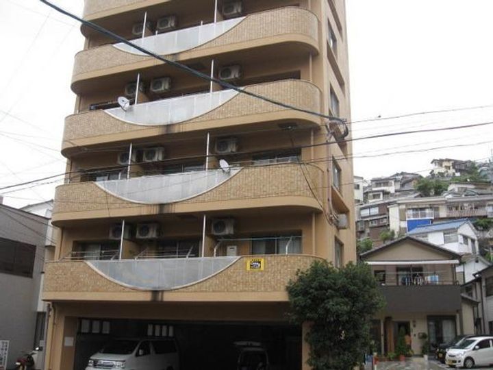 ラ・メゾン・ドゥ大浦の外観