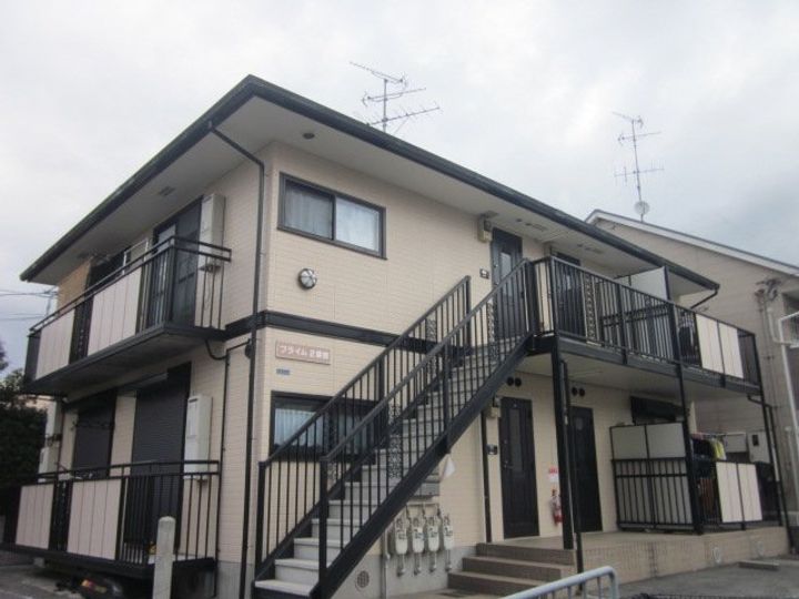 プライム2番館の外観