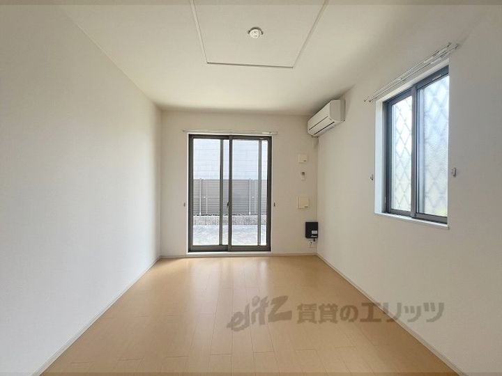 マサール哲学の道の居間