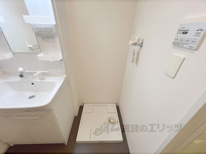 マサール哲学の道の内装