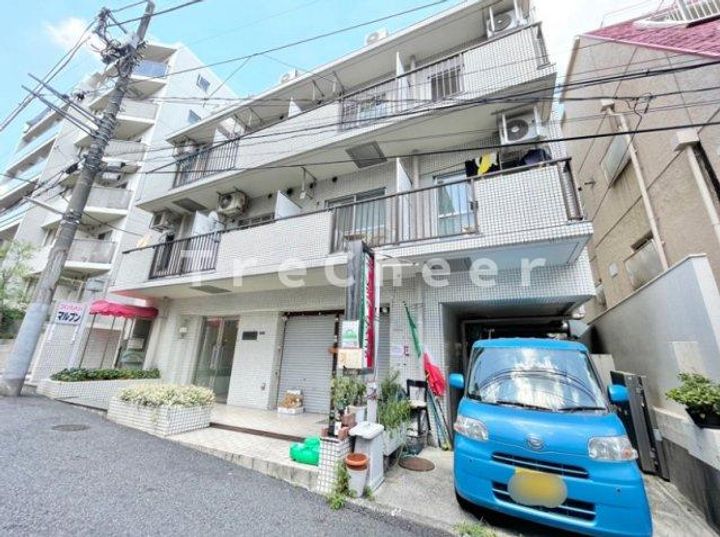 東京都新宿区西新宿4(マンション)の賃貸物件の外観