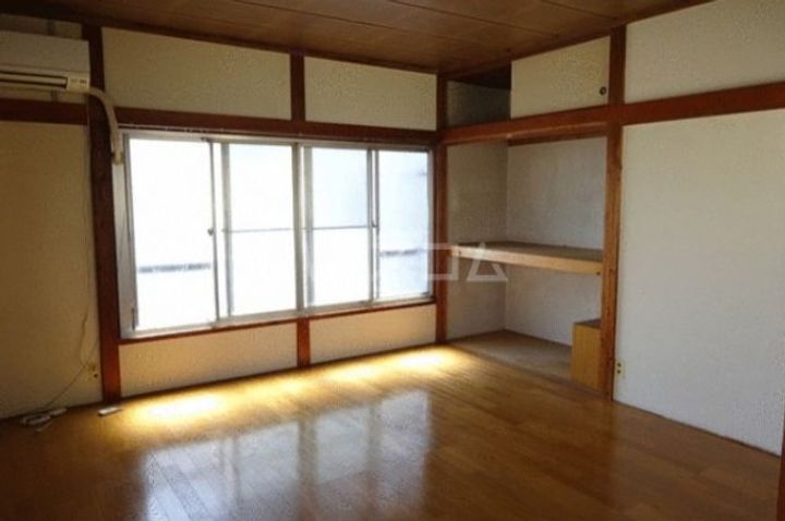 神奈川県川崎市高津区北見方1(一戸建)の賃貸物件の居間