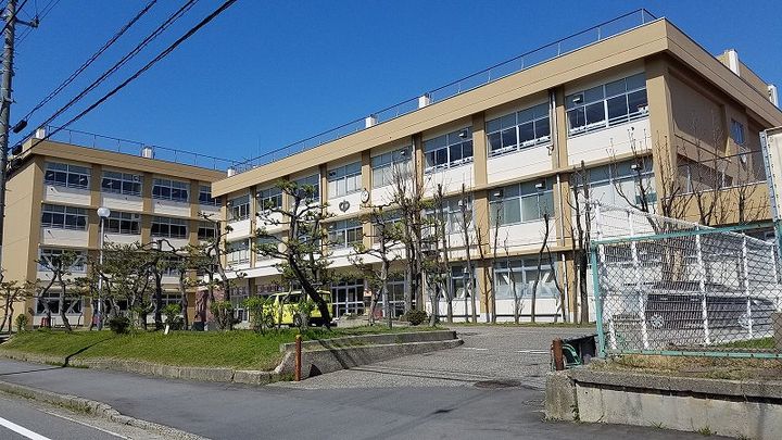 新潟県新潟市中央区美咲町1(マンション)の賃貸物件の周辺