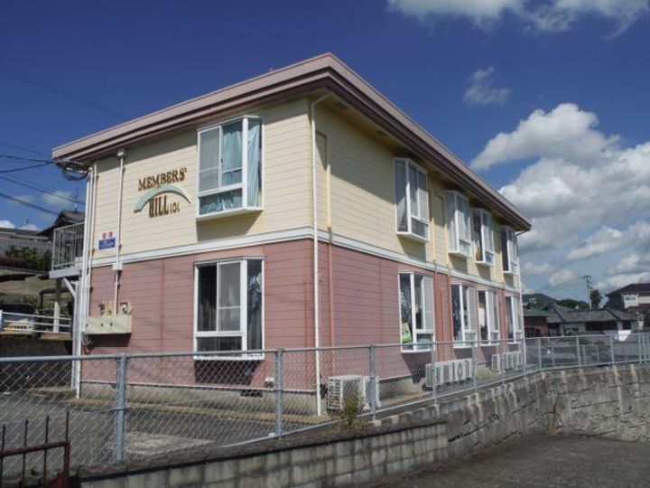 長崎県諫早市栄田町(アパート)の賃貸物件の外観