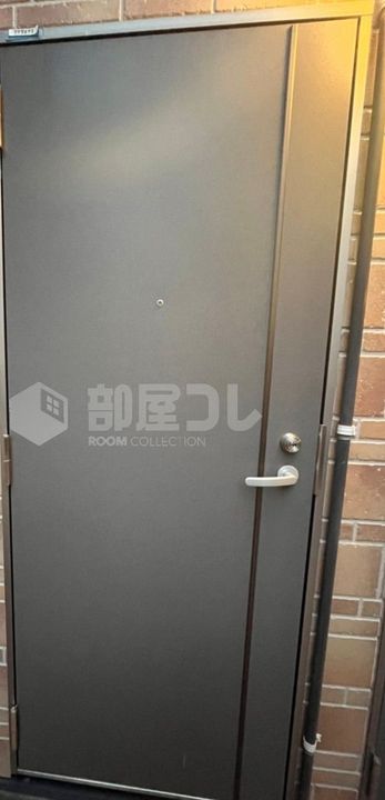 アーバンプレイス東中野IIIBの玄関