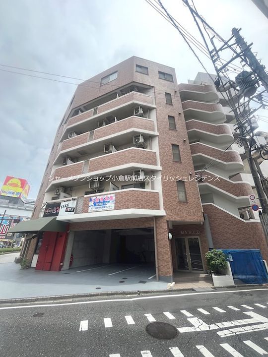 矢島ビルの外観