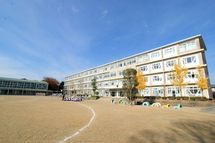 ロゼッタヒルズの周辺
