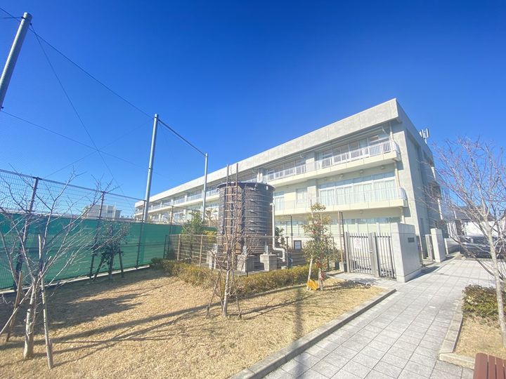 ロゼッタヒルズの周辺