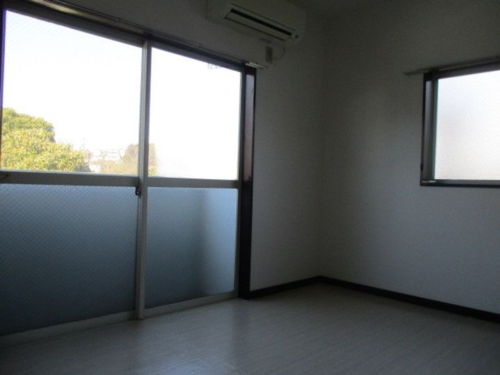 神奈川県横浜市戸塚区吉田町(アパート)の賃貸物件の居間