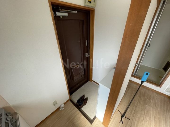 第2ワダコーポラスの玄関