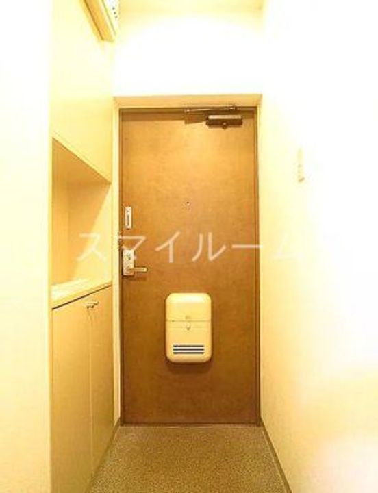 東京都大田区大森北3(マンション)の賃貸物件の玄関