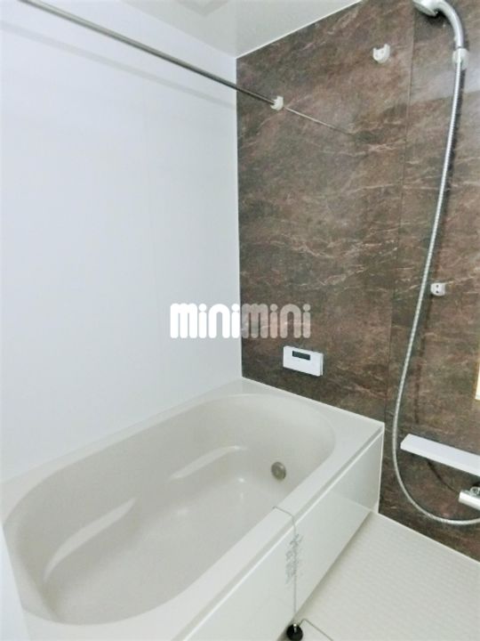 エクリュ&24 厚原の風呂