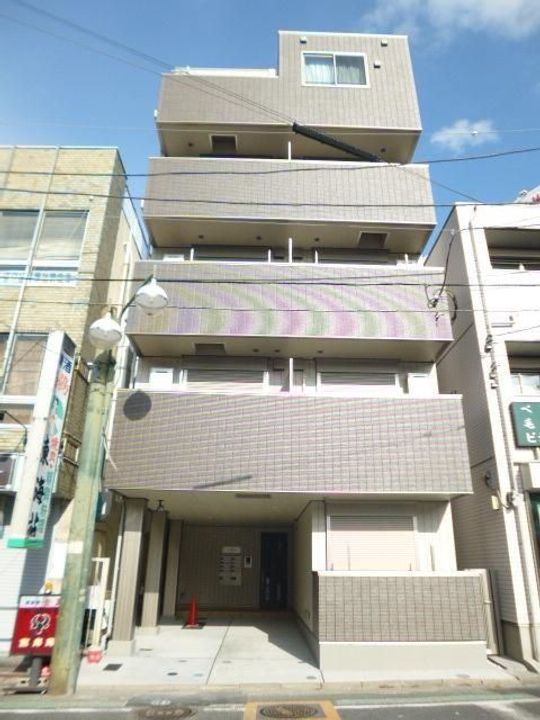 A・R横浜の外観
