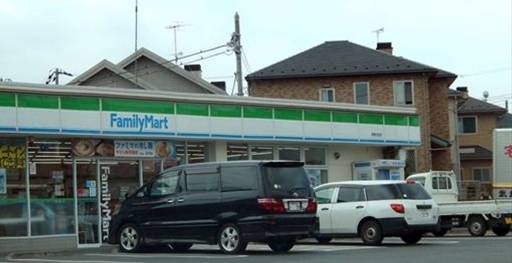 カーサトキの周辺