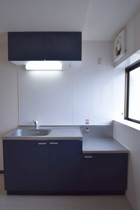 神奈川県厚木市栄町2(アパート)の賃貸物件のキッチン