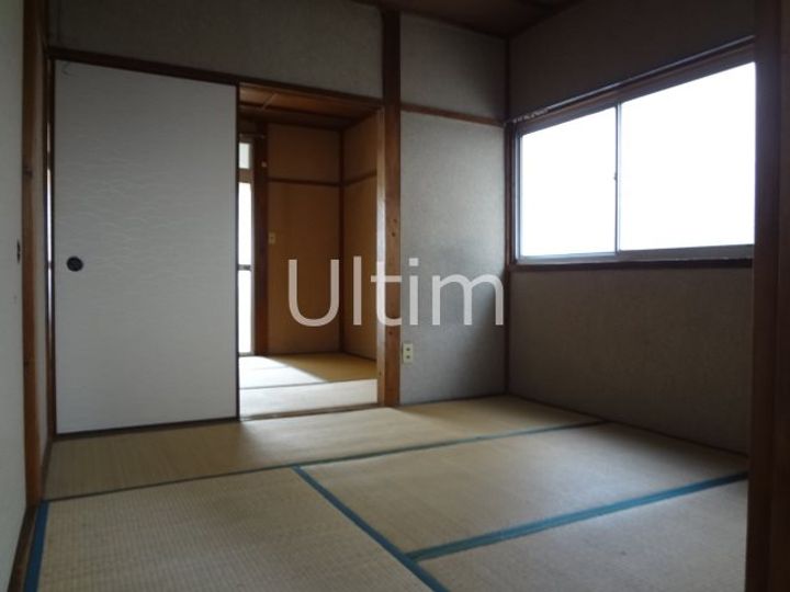 南郷マンションの内装