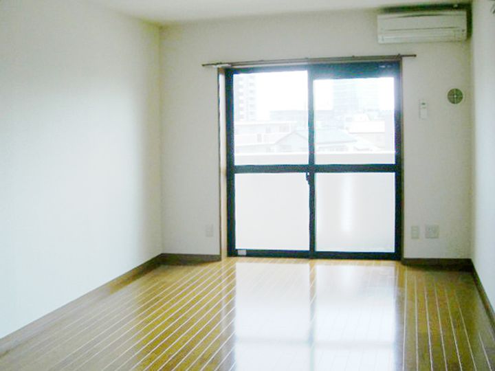 ラフィーネ花畑の居間