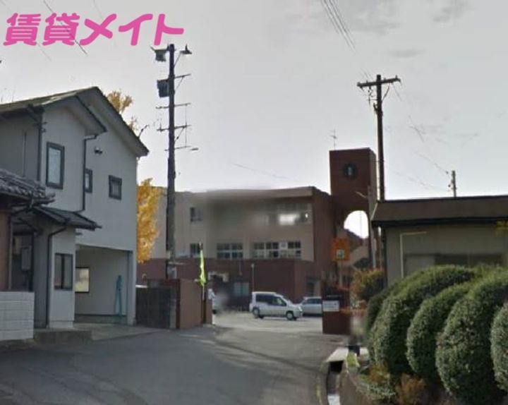 白山ハイツの周辺