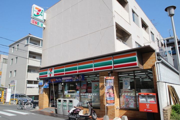 TORISIA庚午中の周辺