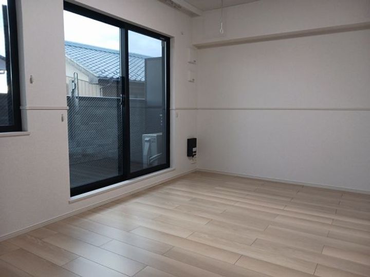 埼玉県越谷市神明町2(アパート)の賃貸物件の居間