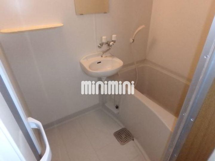 ジンガーデンの風呂