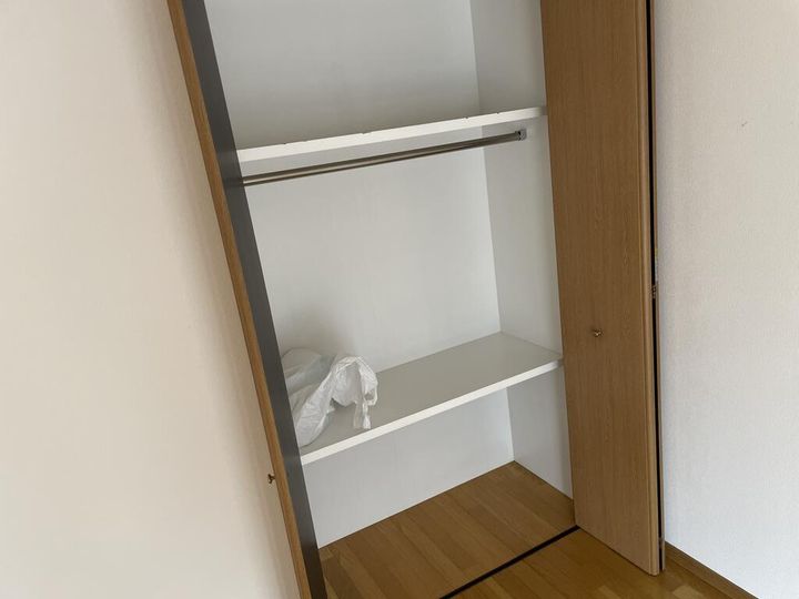 リブコート中山手の内装