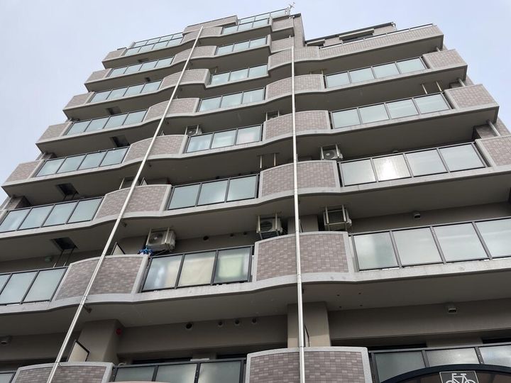 リブコート中山手の外観