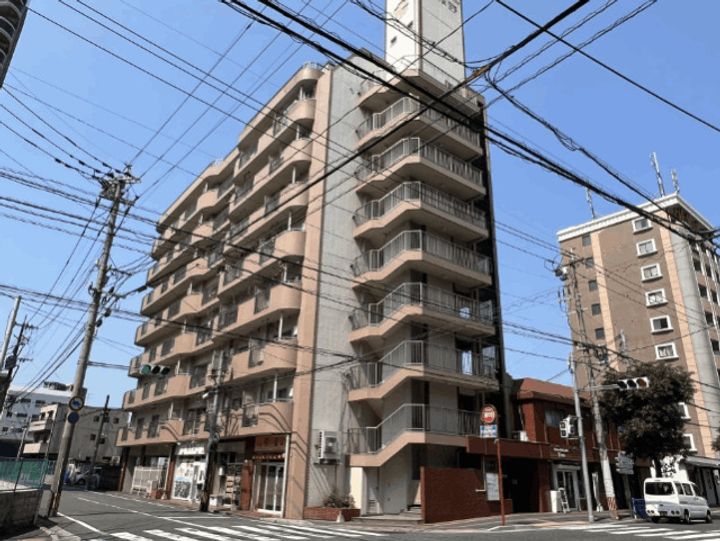 トーカンマンション三萩野の外観