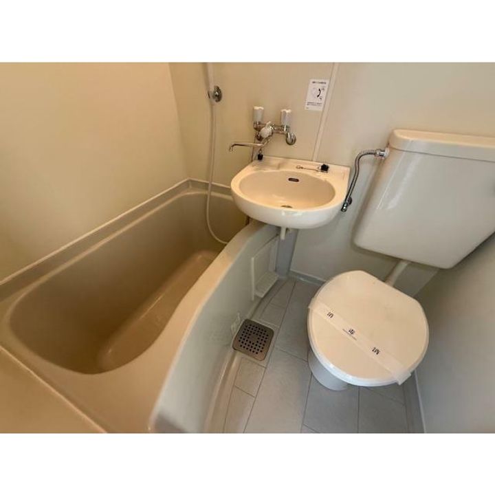 神奈川県厚木市飯山南4(アパート)の賃貸物件の風呂