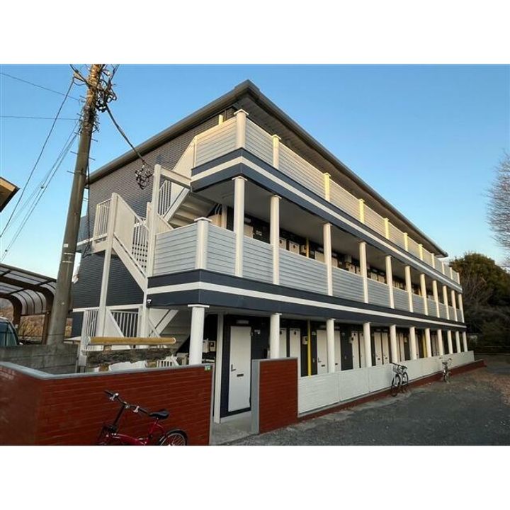 神奈川県厚木市飯山南4(アパート)の賃貸物件の外観