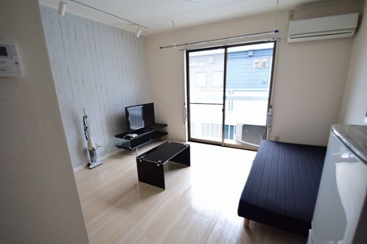 神奈川県小田原市扇町2(アパート)の賃貸物件の居間