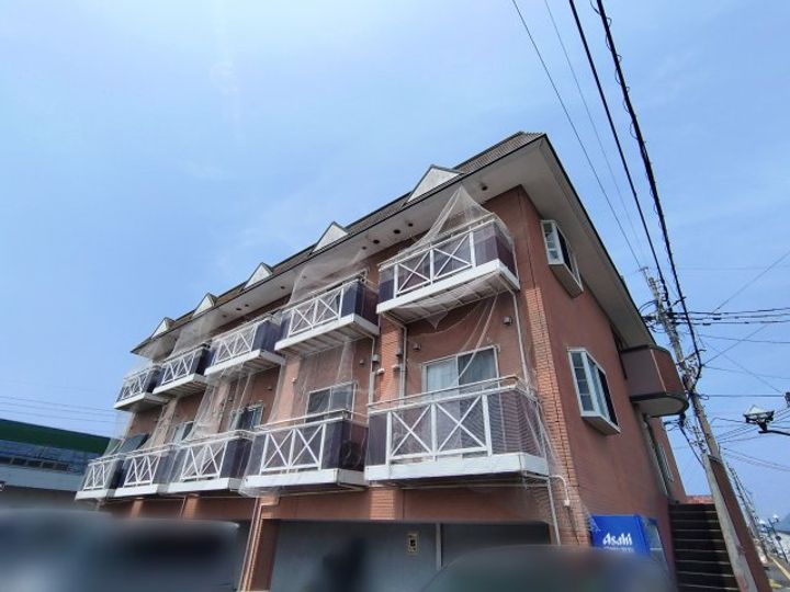 ライオネスの外観