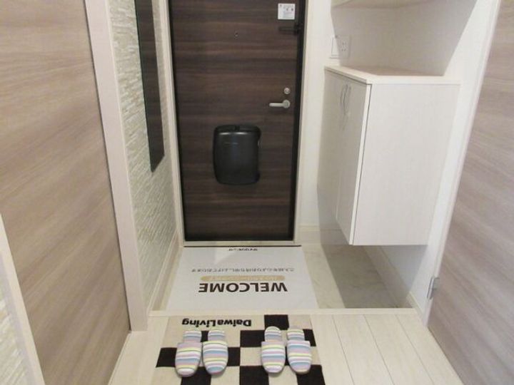 オレンジコートの玄関