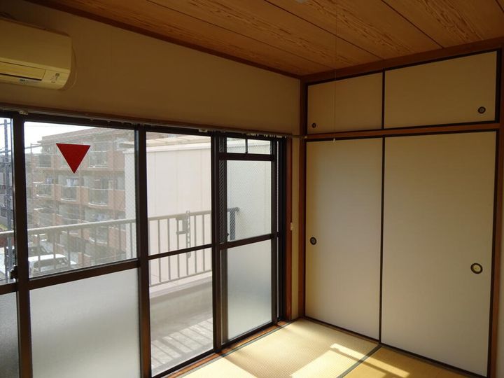 ローズマリーハイツの居間