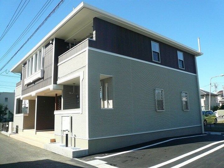 ジュネス城北の外観