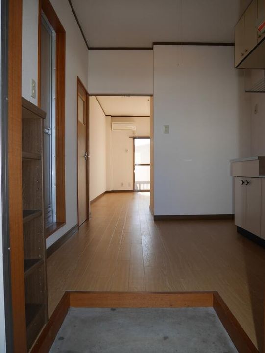 レジデンスアサヒの玄関