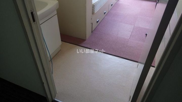 ドーミー赤池の玄関