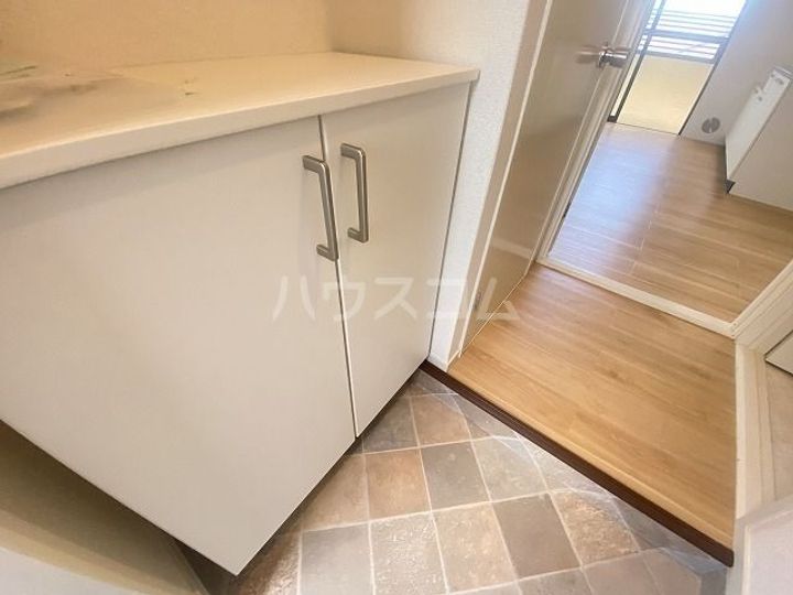 コーポ一の森の玄関