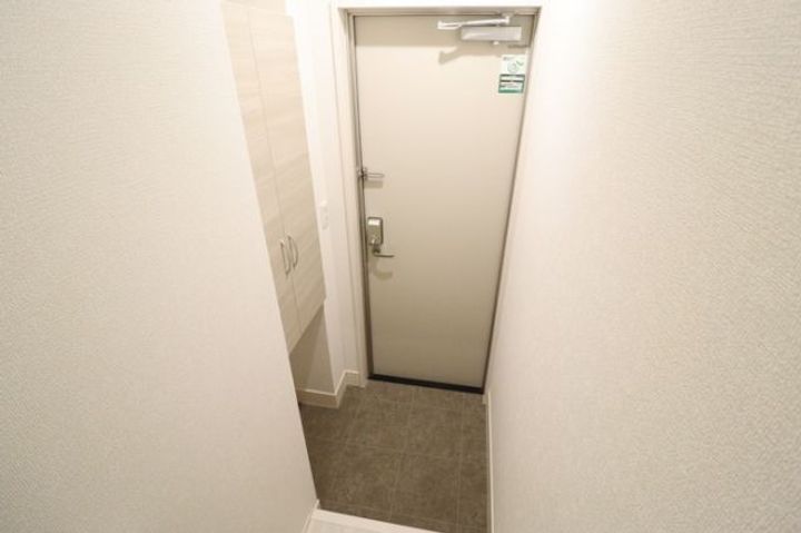 群馬県伊勢崎市宮子町(アパート)の賃貸物件の玄関