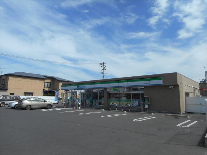 サンエレガの周辺