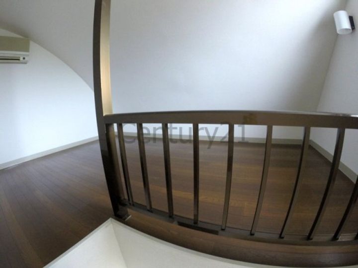 Renatus(レナトゥス)伊丹の内装