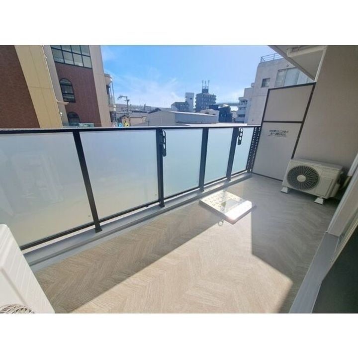 スプランディッド福島WESTの内装