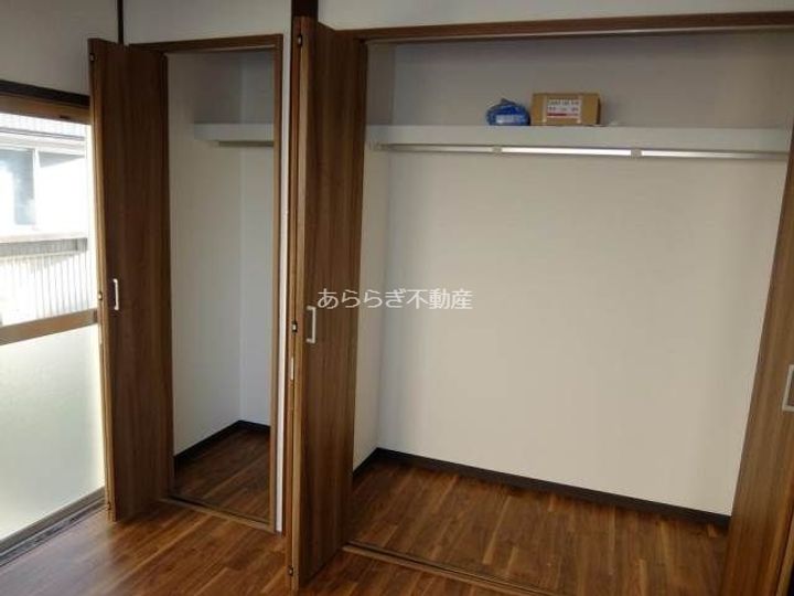 静岡県浜松市中央区安松町(一戸建)の賃貸物件の玄関